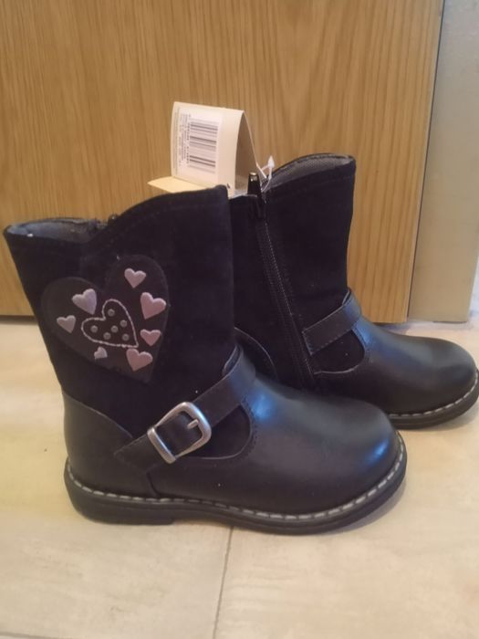 Детски боти Chicco