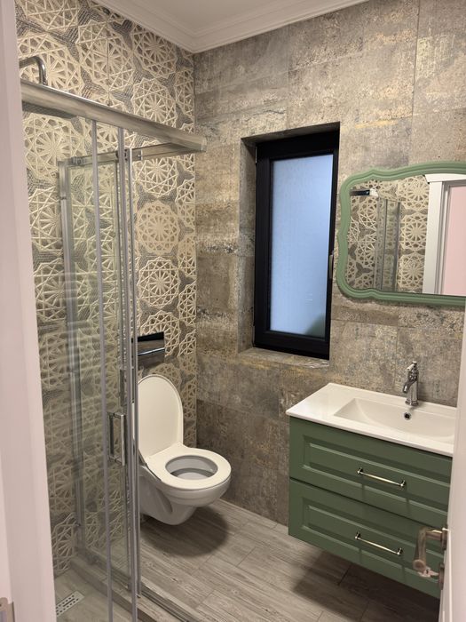 Vând casa individuală