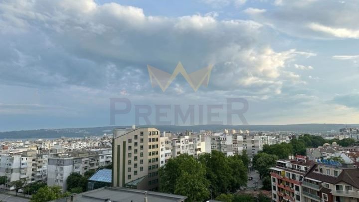 Дава се под наем Двустаен апартамент в Варна, Цветен квартал - 60 кв.м за 561 € - Снимка #9