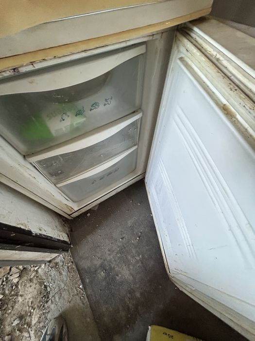 Продам холодильник рабочий