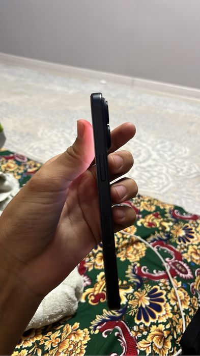 iPhone 16  256Gb