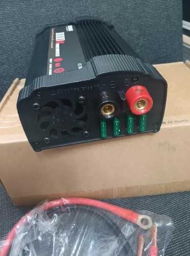 Инвертор NDDI POWER 1000 W преобразувател на напрежение 12 V към 230 V