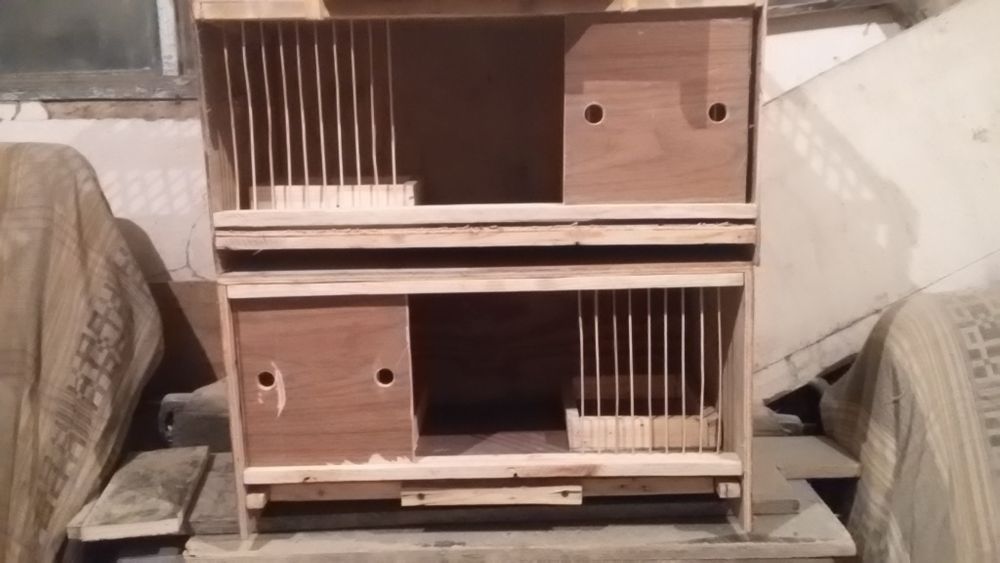 Продам клетки для птиц