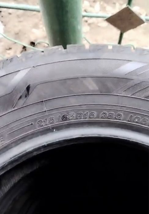Продам шины 215/65 R16 98Q