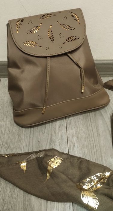 Сет раница, портмоне и шалче НОВИ