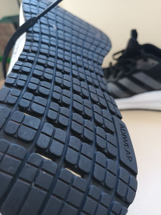 Adidași adidas nr 42