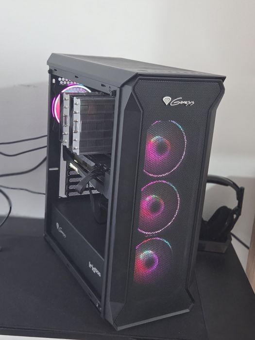 !!Vand-Schimb Pc Gaming!! 32 gb ddr5, 3070ti, 3tb