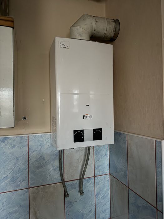 Ferrolli - instant apa calda