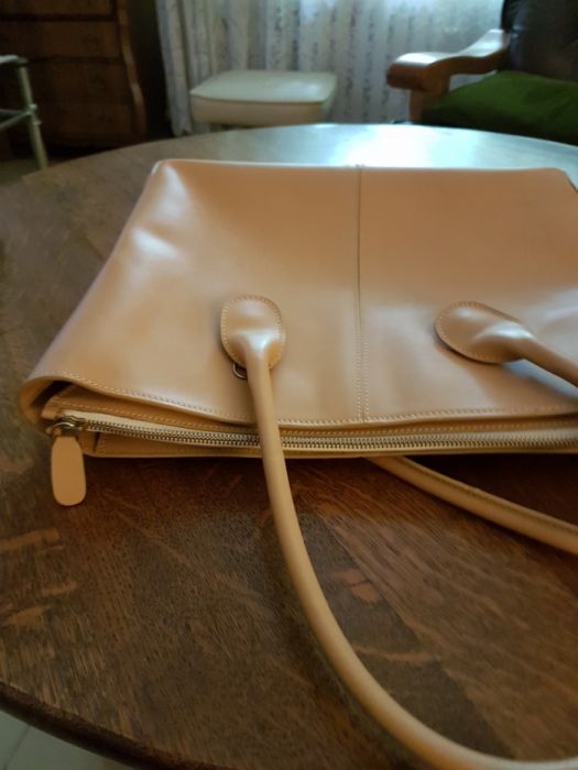 Италианска чанта от телешки бокс