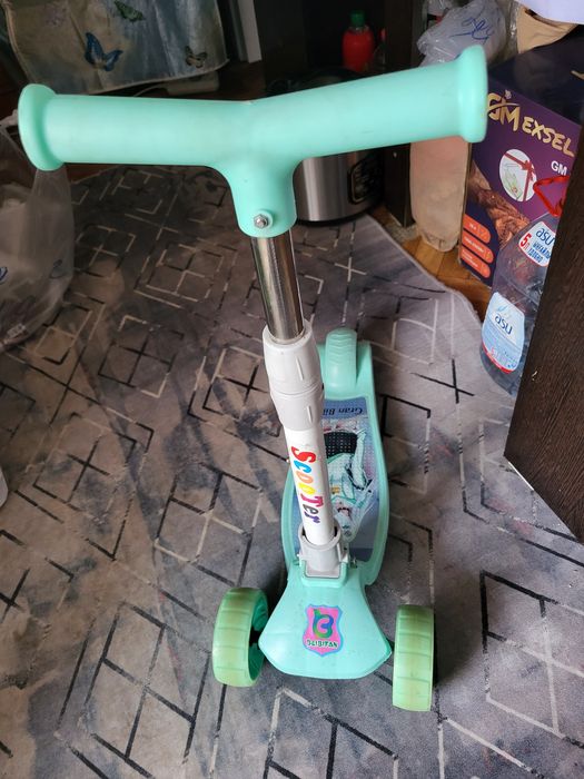 Самокат продам в хорошем состоянии