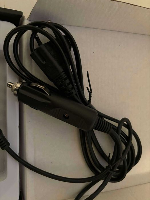 Incarcator laptop universal 120W priza si bricheta auto 8 conectori