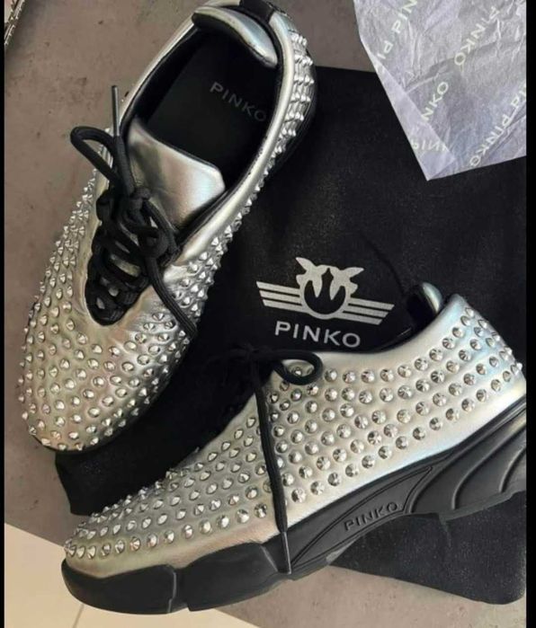 Ботуши Patrizia Pepe рр 39, Маратонки PINKO 39 рр