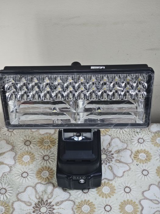 Lampa led makita