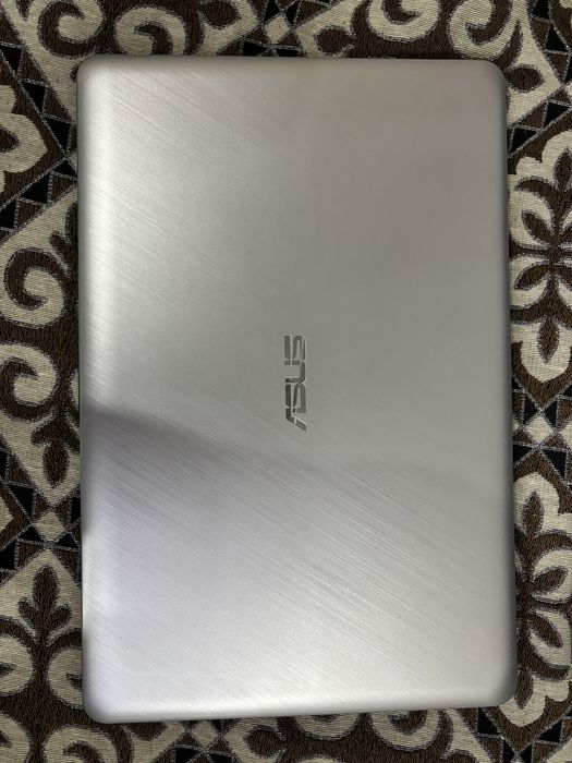 Продам ноутбук asus