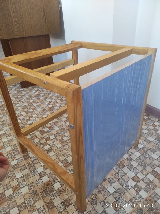 Столик для кормления 2в1