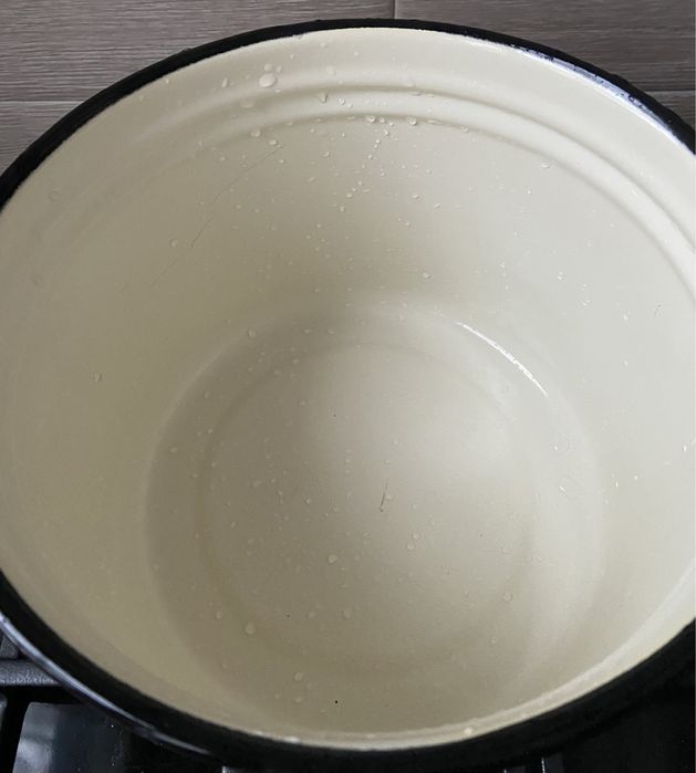 Продам кастрюлю