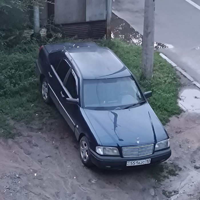 Mercedes-Benz C180 W202