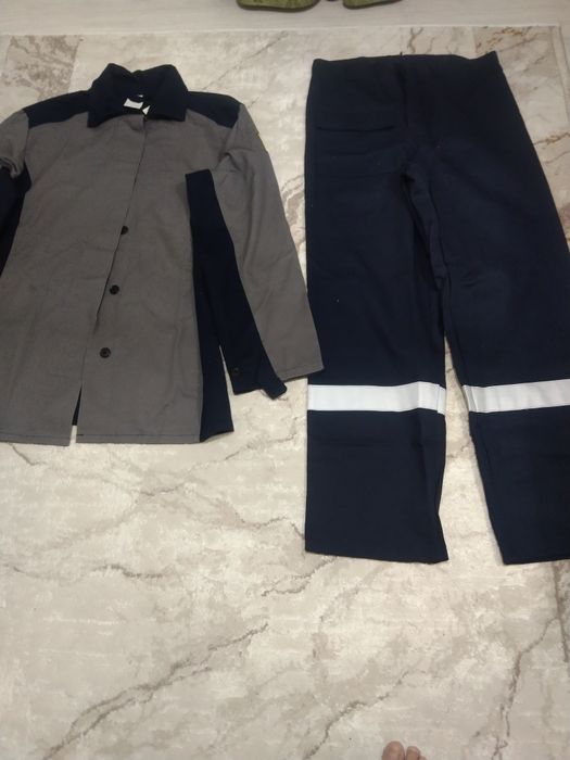 Спец.одежда  новая  и сапоги рабочие