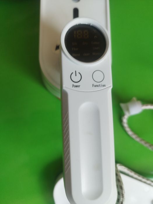 Утьюг белый удобный