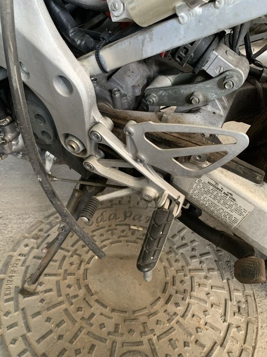 Scarite fata honda cbr f4 2000