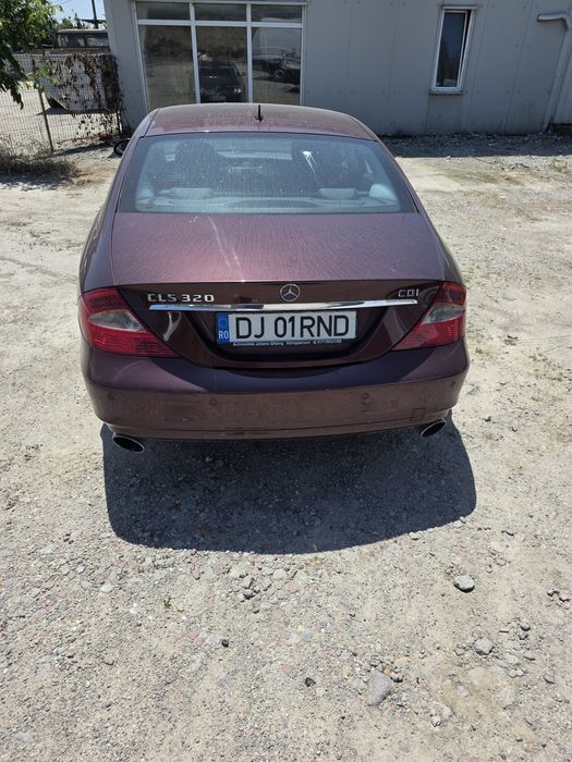Mercedes 320 cls 2007  265000km în stare bună de funcționare cutie viteze automata  funcționează foarte bine  mașina poate fi testată  merge bine