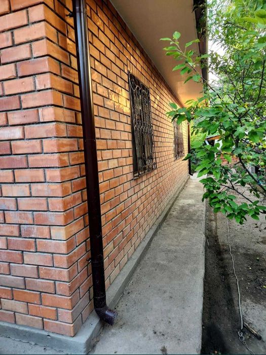 Продам свой 4х комнатный дом.Янгихаётский район,спутник 12