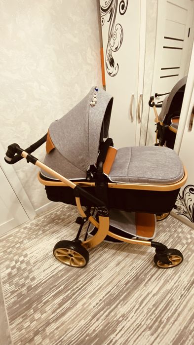 Продаю срочно  коляску