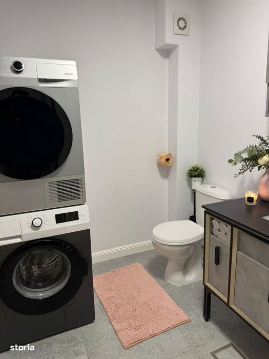 Apartament 3 camere, balcon, gata de utilizare