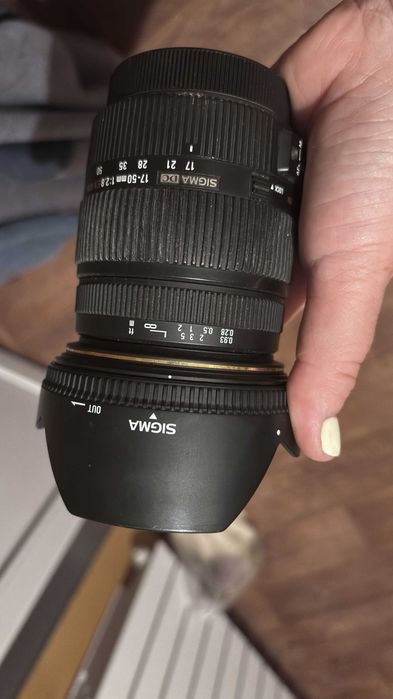 Продам Canon 70D + объектив Sigma 17-50, 2.8