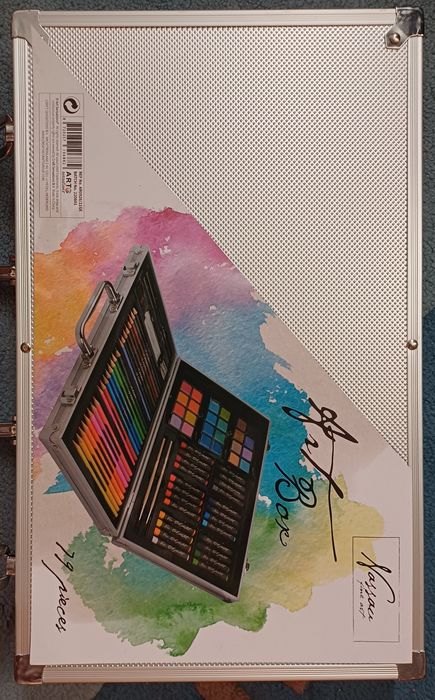 Set valiză Nassau Fine Art - 79 buc