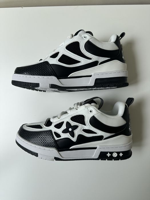 Louis Vuitton Skate 42