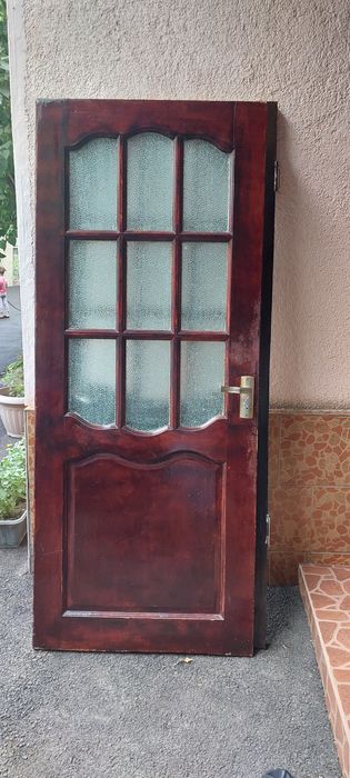 Продам межкомнатные двери