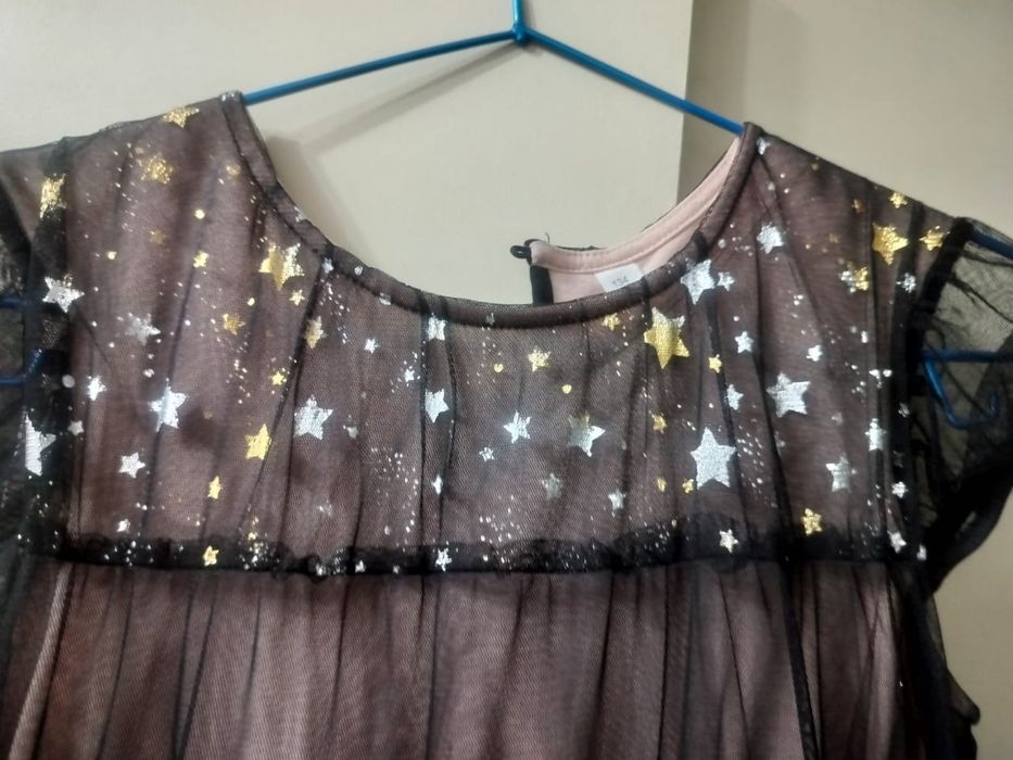 Нарядное платье для девочки