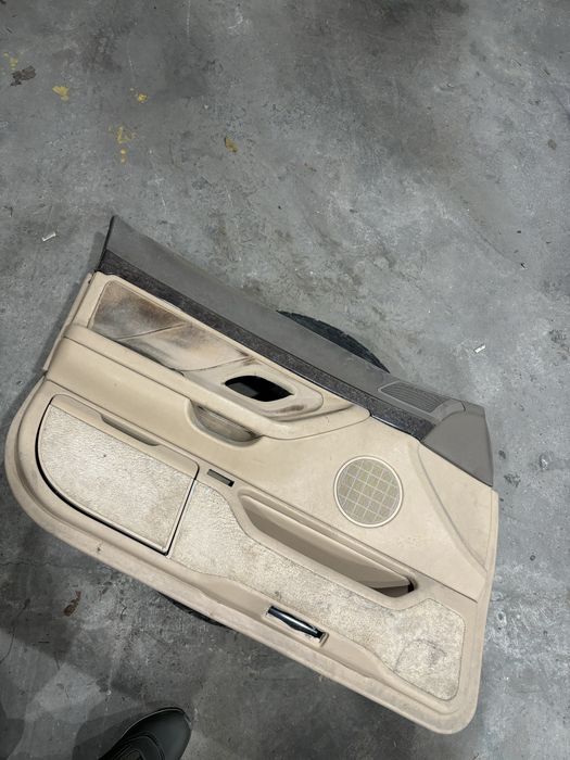 Продам запчасти на бмв