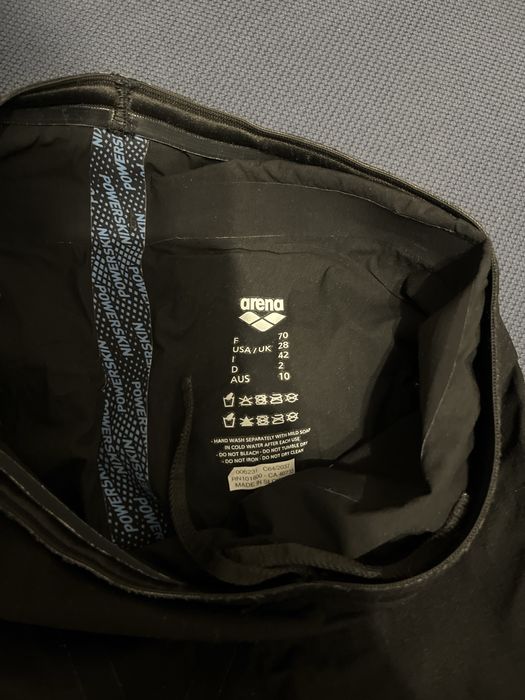 costum inot de competitie editie limitata arena carbon diamond baieti