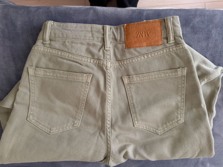 Zara, Levi’s , Tommy Hilfiger