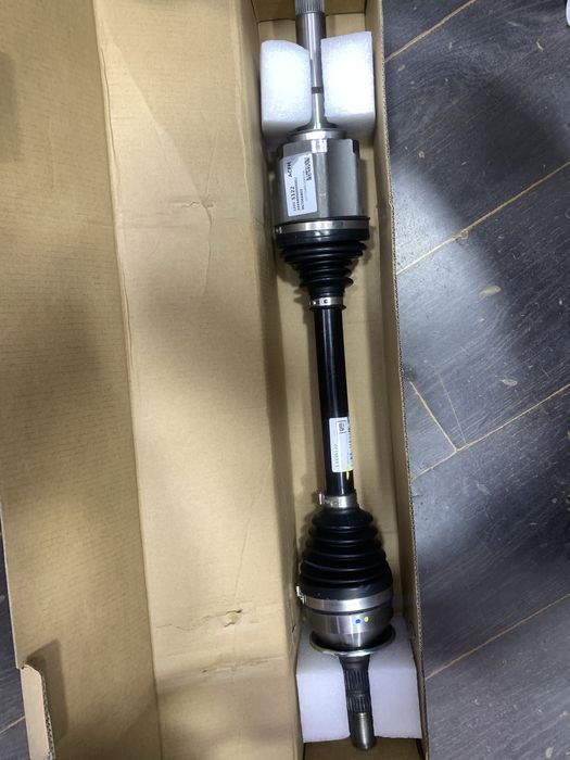 Malibu 1 (2,4) L (chap) granata GM ORGINAL zbori