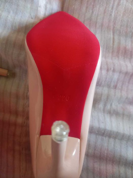 Янги кийилмаган обувь