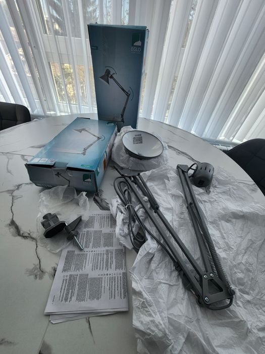 Еglo - Настолна лампа 1xE27/40W