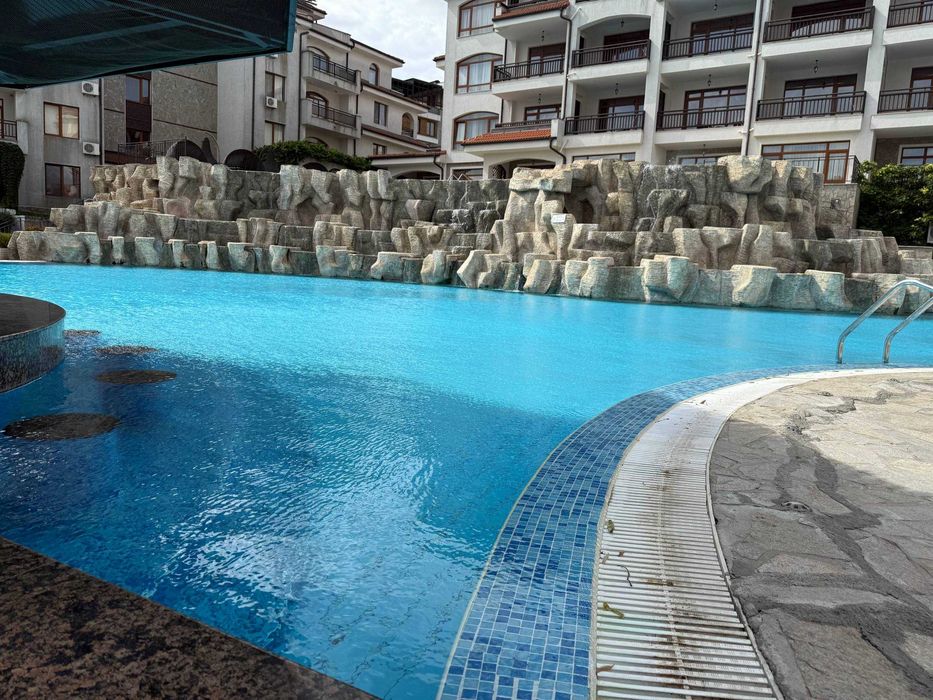 Двустаен апартамент в к-с ”Vineyards Resort”, разсрочено плащане