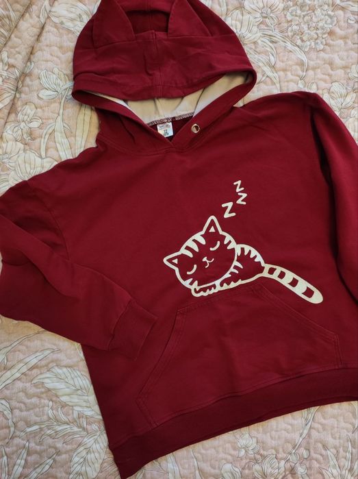 Продаются худи в хорошем состоянии на девочку 9- 10 лет