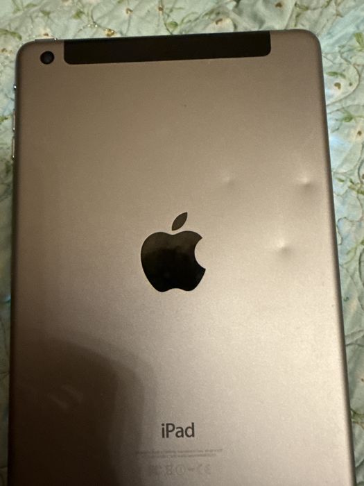 Продам iPad mini 3