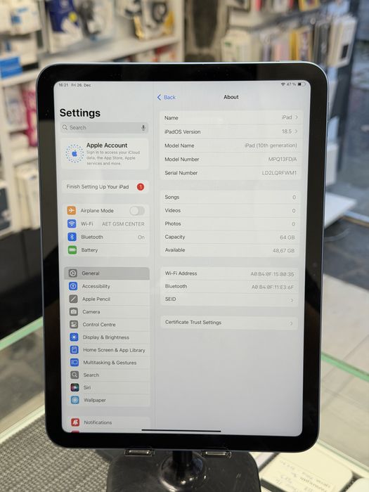 Apple iPad 10th 64GB Blue