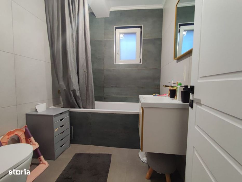 Apartament 3 camere, decomandat, mobilat zona Apahida