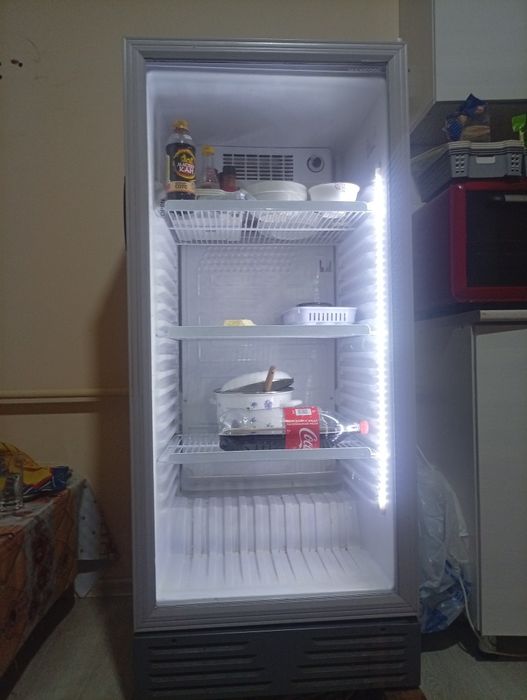 Продаёться холодильник