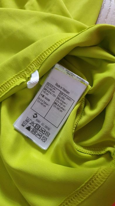 2 bluze upf 8-9 ani, labe inot 34/35 Decathlon