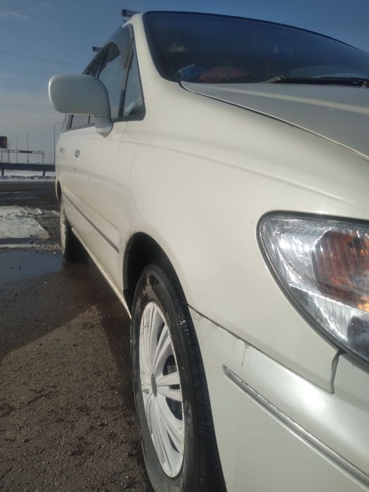 Ниссан присаж 2000г