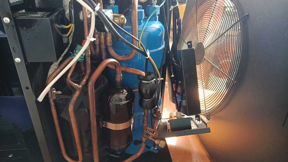 Pompă de caldura pt piscina cu COP 10 INVERTER