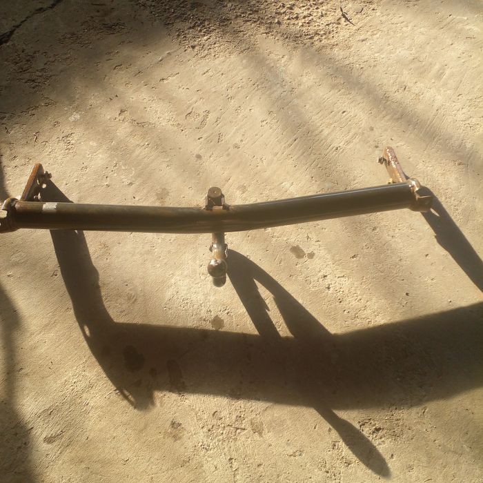 Продам фаркоп фольс б 3