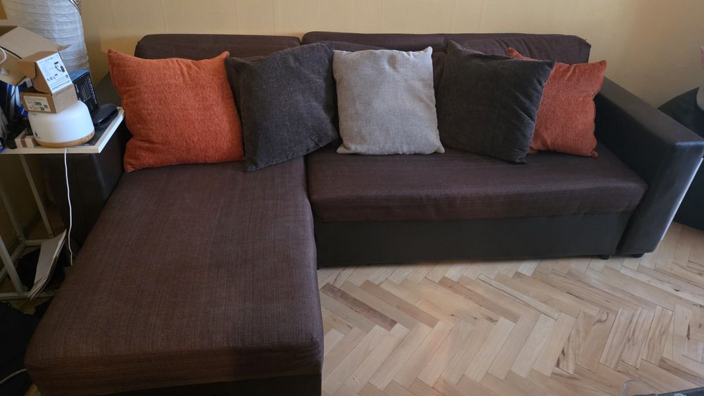 Ъглов диван  кафяв